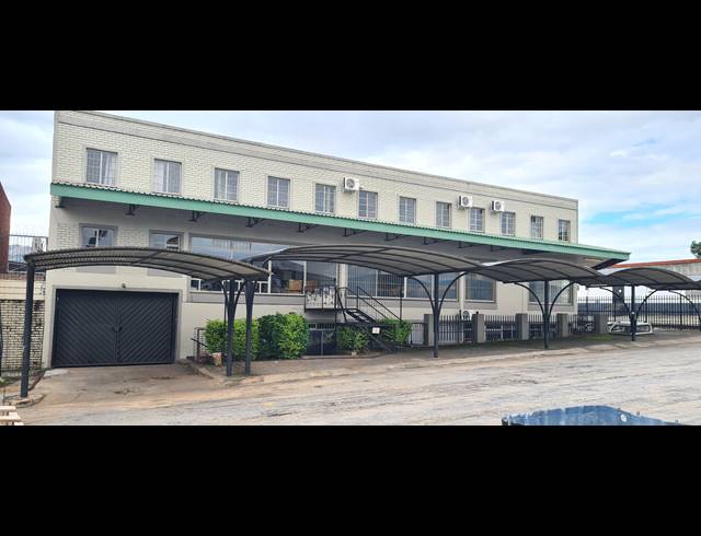 1,300M² WAREHOUSE FOR SALE IN NELSPRUIT INDUSTRIAL